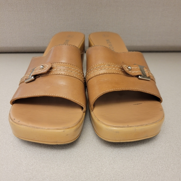 Merona, Size 8.5 Tan Mules/Clogs - Picture 2 of 5